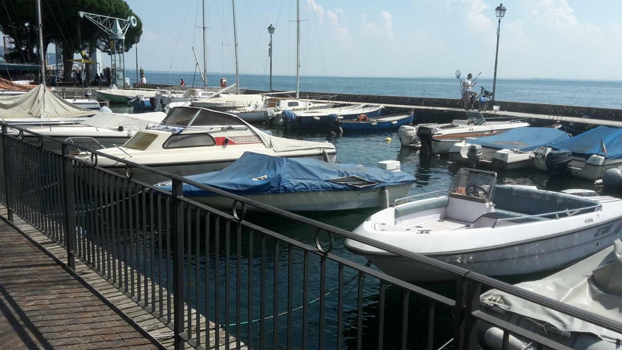 Appartamento Lido 'With Parking Space Included' Toscolano Maderno Exterior foto